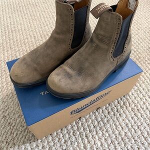 Blundstone Women’s Brown Leather Boots